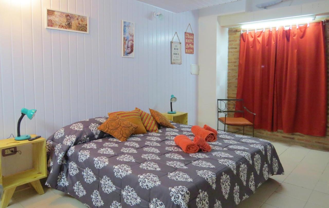Lizarra Monoambiente Resistencia- 100 Mts Peatonal Apartment Ngoại thất bức ảnh